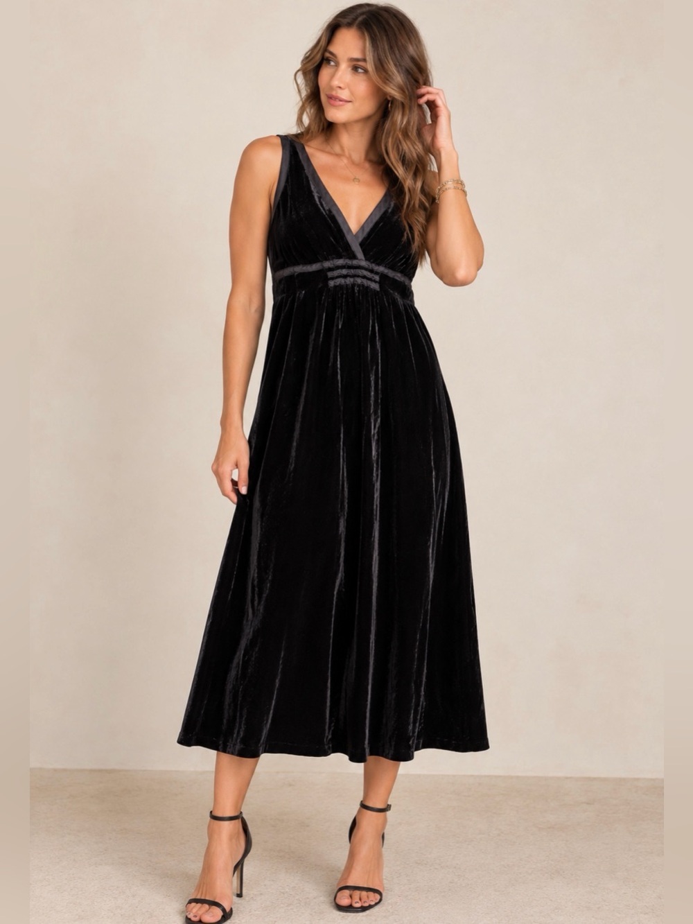 Sundance Black Velvet Silk Blend Empire Waist MIDI Dress witchy vintage size 12